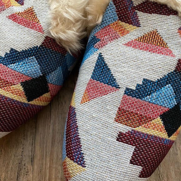 Universal Thread Sandals - Picture 6 of 7